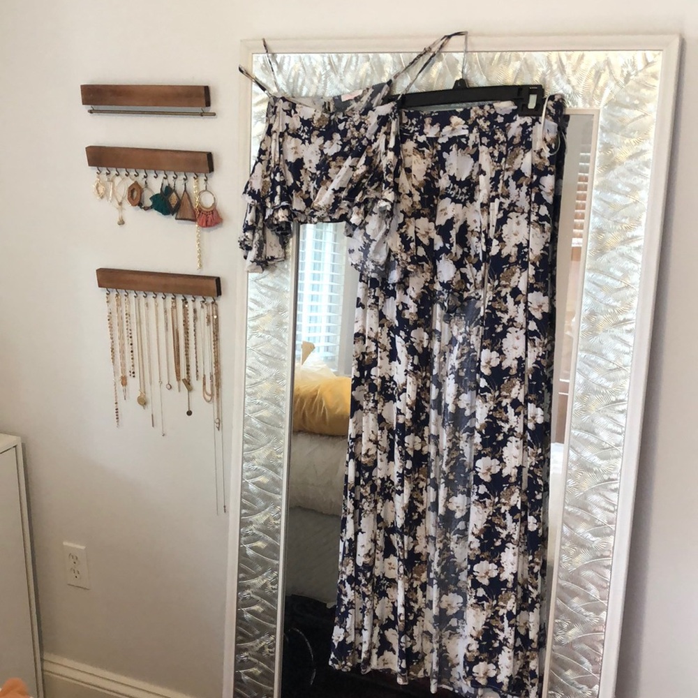 Two piece -crop and High skirt